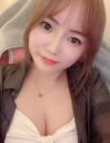 姐姐乳峰挺拔