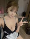 白嫩美乳小少妇
