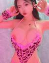 S型大胸骚女